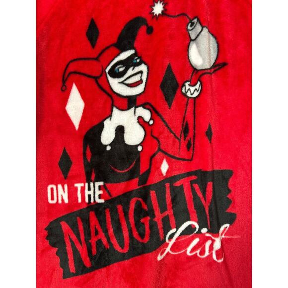 DC Comics Harley Quinn Red Plush Sleepwear On the Naughty List Shirt Size XL - Picture 2 of 9